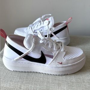 Nike Court Vision Alta